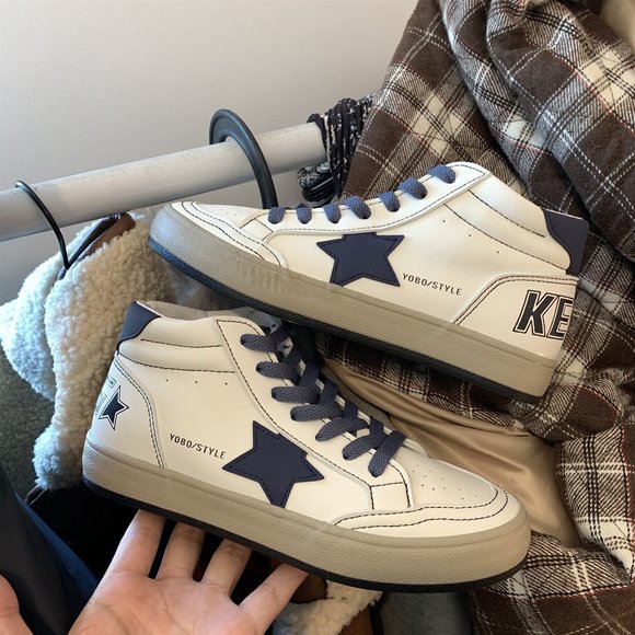 High top sports shoes - Picture 2 of 5